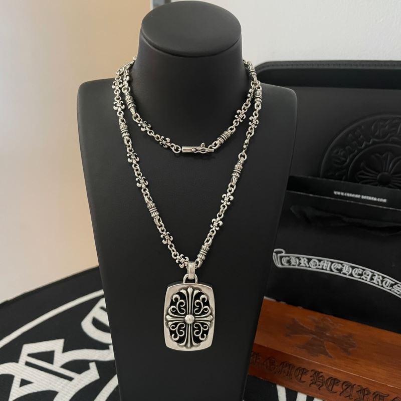 Ch*0me He**ts necklaces